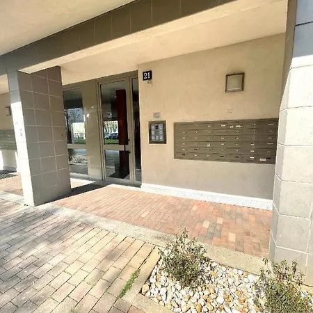 Elegant In With Panoramic Terrace Μιλάνο